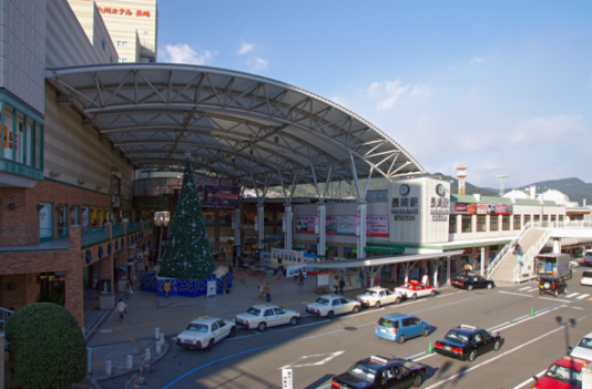 旅の中心となる長崎駅