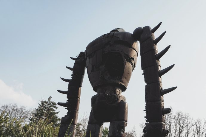 三鷹の森美術館にある天空の城ラピュタの巨神兵像