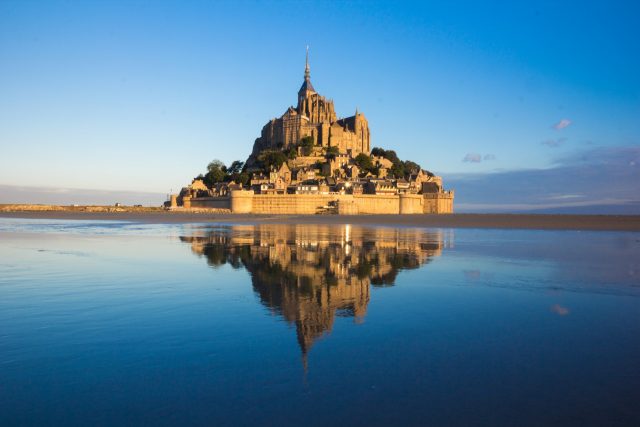 slick_MontSaintMichel-640x427.jpg