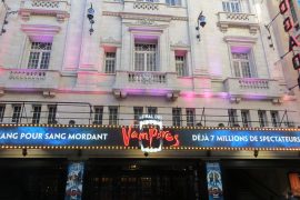 exterior of Théâtre Mogador, paris