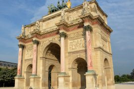 Arc de Triomphe du Carrousel in paris