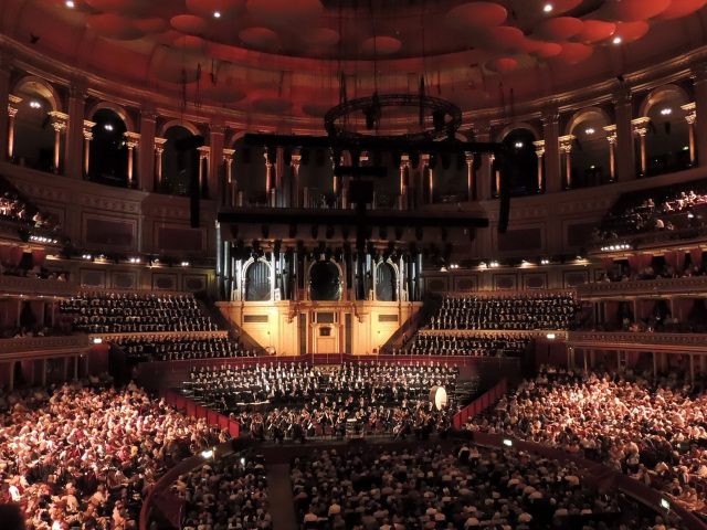 ロイヤル アルバート ホールの観光情報 料金 行き方 営業時間 Howtravel