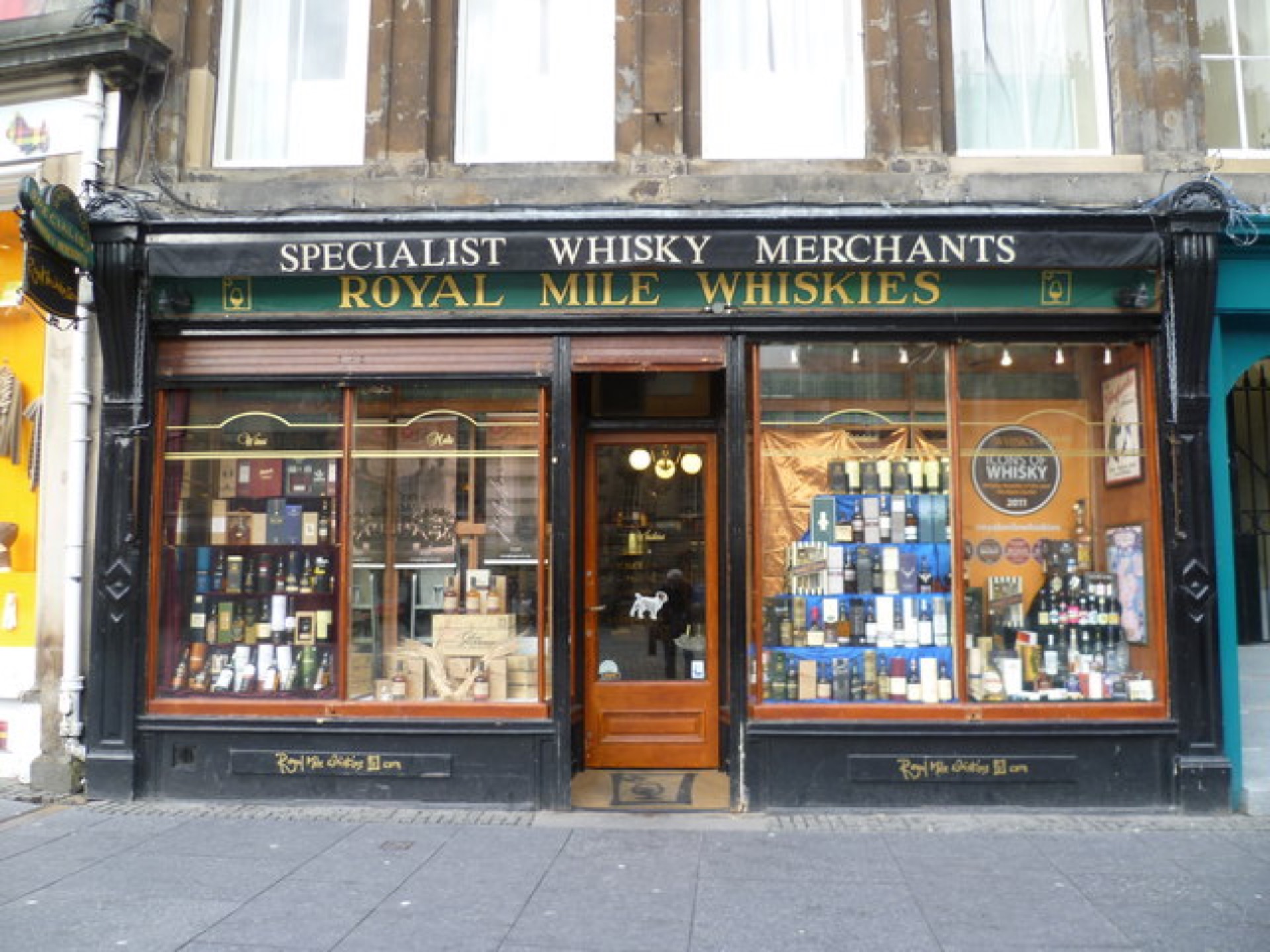 ロイヤル マイル ウイスキーズ (エジンバラ店)でのお土産情報、料金、アクセス・行き方、営業時間 HowTravel