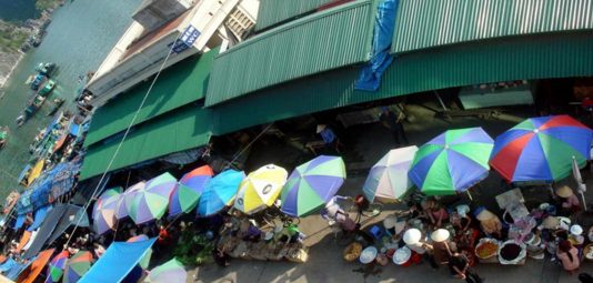 Ha Long Market