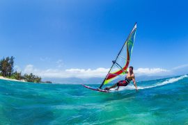 haw-wind-surfing