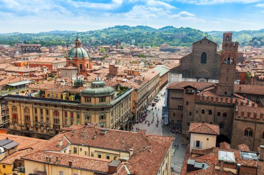 sightseeing in bologna