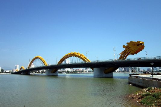 Famous food in Da Nang