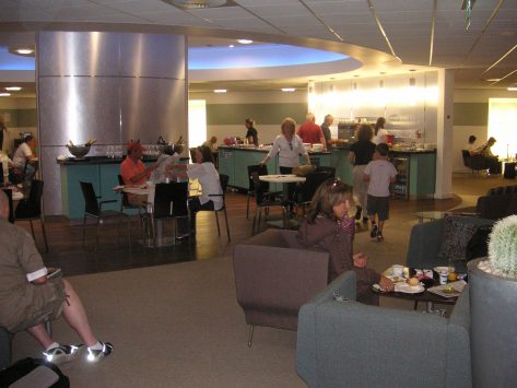 ニューヨークのニューアーク リバティー国際空港と市内へのアクセス方法 Howtravel