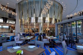タイバンコクRiver Barge Restaurantの店内