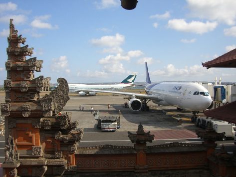バリのングラ ライ国際空港 デンパサール国際空港 と市内アクセス方法 Howtravel バリのングラ ライ国際空港 デンパサール国際空港 と市内アクセス方法 Howtravel