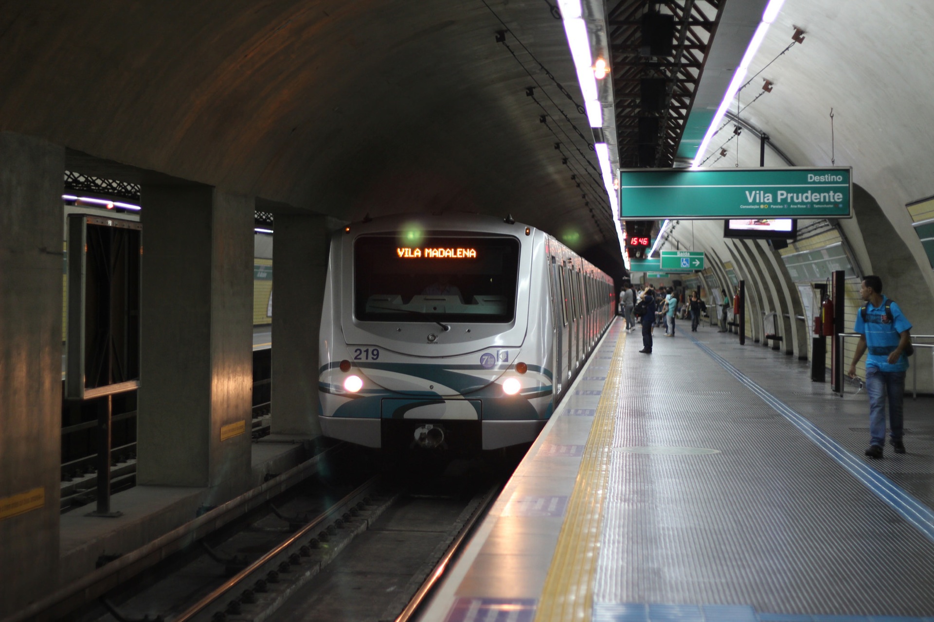 サンパウロのメトロ（地下鉄）の料金、乗り方 、路線図、注意点